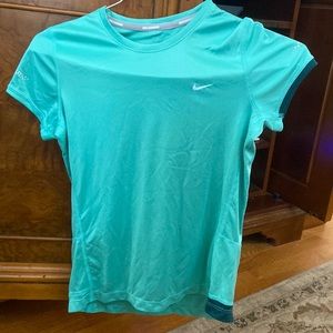 Nike Girls Dry-Fit Tshirt